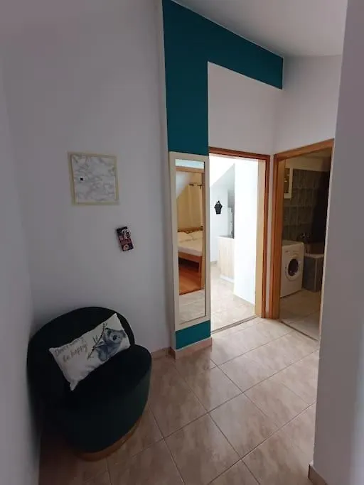 Sea View Apartment With Swimming Pool Near Beach سبليت