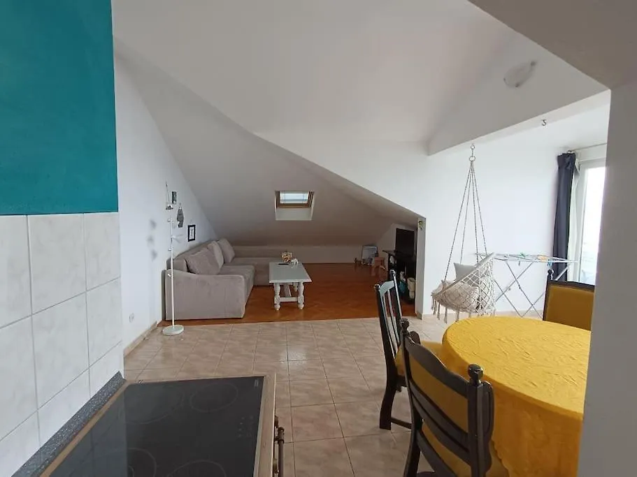 Sea View Apartment With Swimming Pool Near Beach سبليت